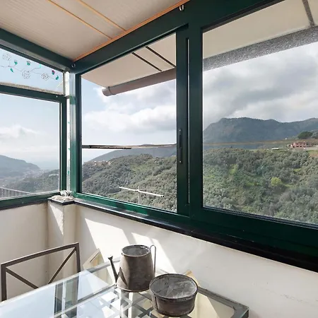 Vignana Con Terrazzo Apartment *